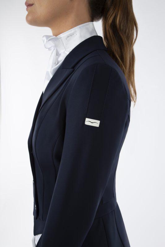 Animo Lageo tailcoat for women
